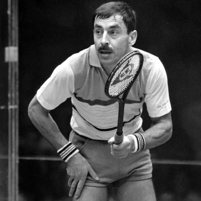 Squash legend Jonah Barrington offers his thoughts & opinions on the biggest talking points in the sport