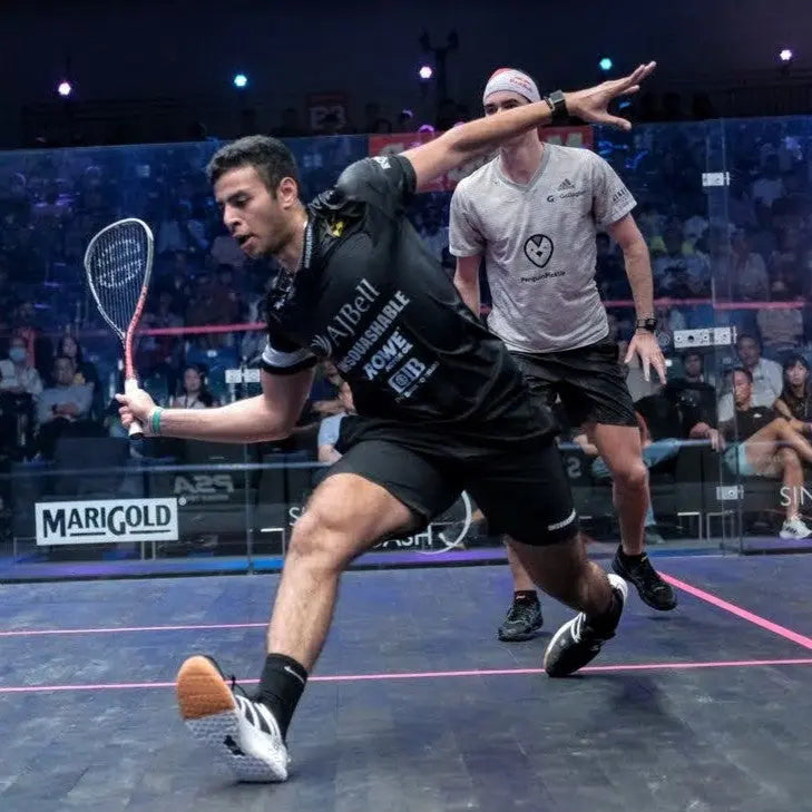 Moustafa Elsirty pushes Diego Elias at PSA Singapore Squash Open